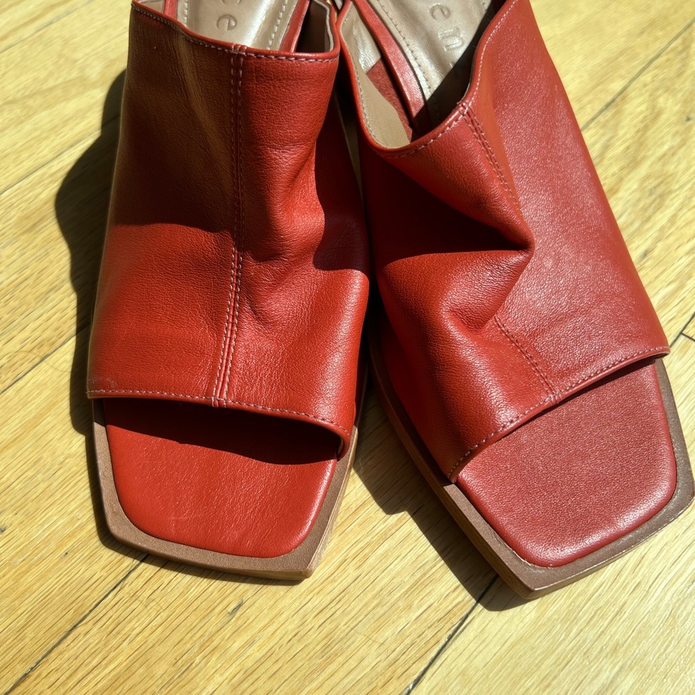 Vicenza Red Leather Women's Shoes